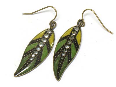 Crystal paved leaf shape earring 