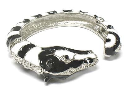 Crystal and epoxy cover zebra bangle