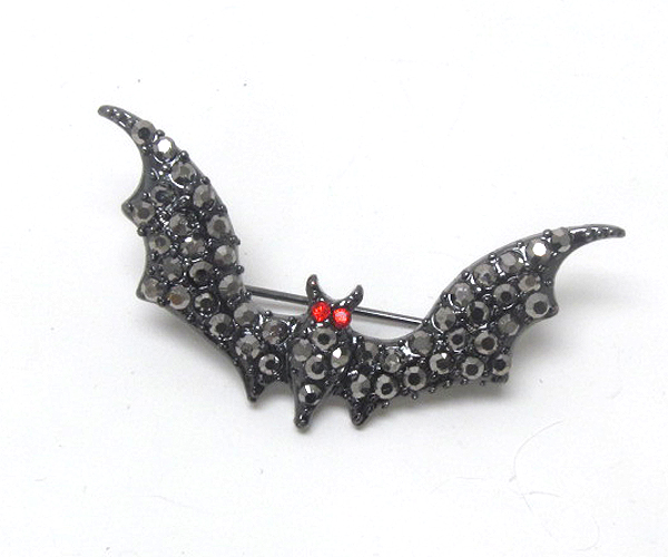 Crystal fashion metal bat pin or brooch