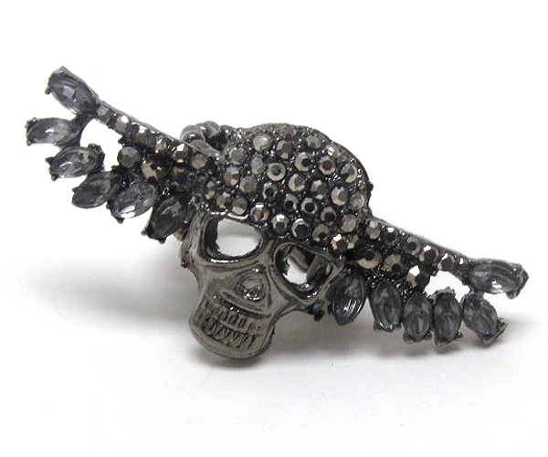 Crystal fashion skull and wings stretch ring