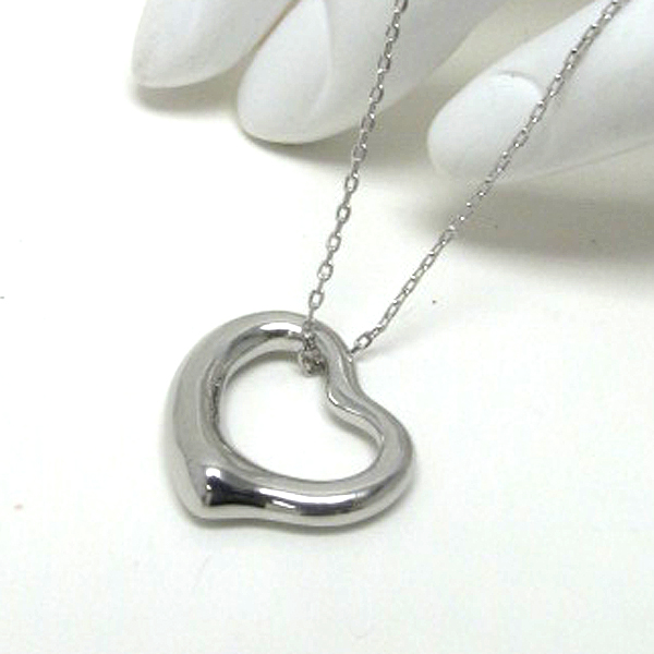 Metal cut out heart necklace -valentine