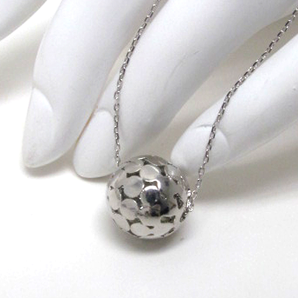 Cut out metal pattern ball pendant necklace