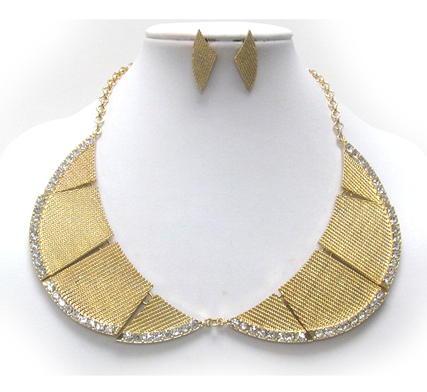 Crystal deco textured collar necklace earring set