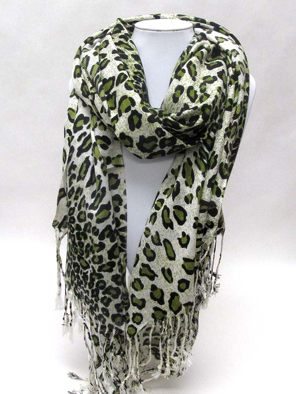 Animal print and tassle mix scarf