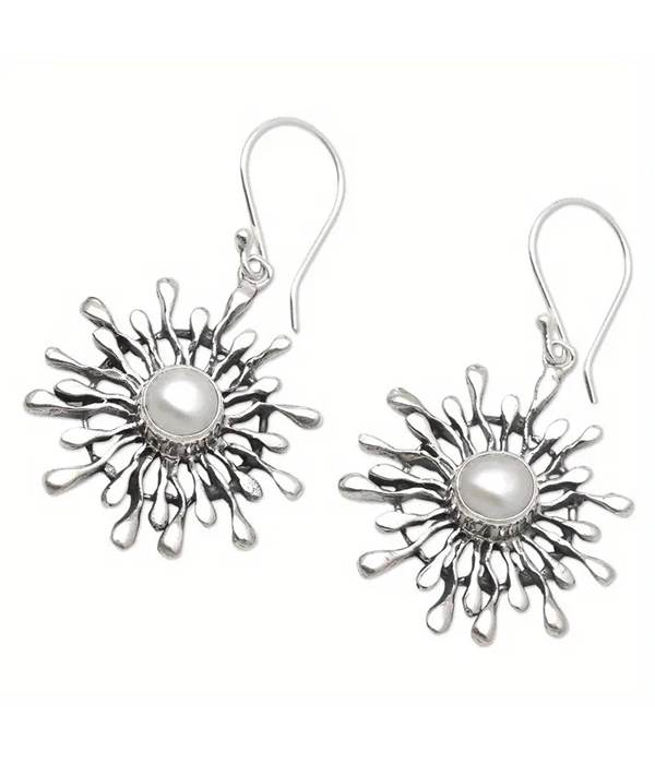 Pearl center sun earring