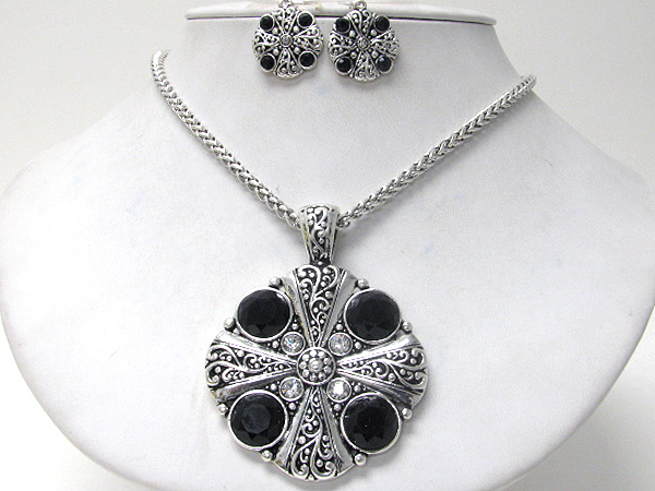 Crystal and glass deco metal filigree medalliion pendant necklace earring set