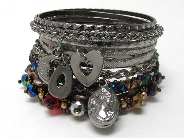 Multi charm dangle mixed metal bangle set