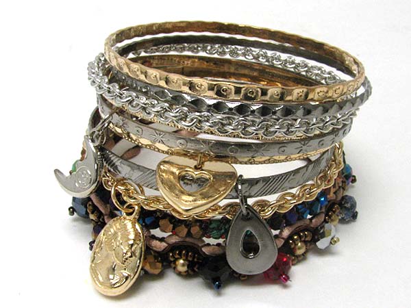 Multi charm dangle mixed metal bangle set