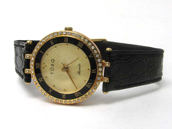 Crystal round face leather band watch