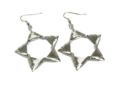 Metal coiled star drop earring