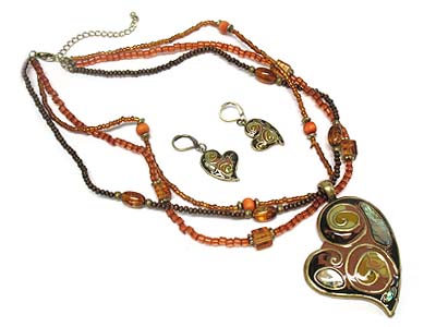 Epoxy and shell deco heart pendant multi seed beads strand necklace and earring set 