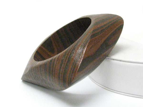 Carved wood fashion bangle