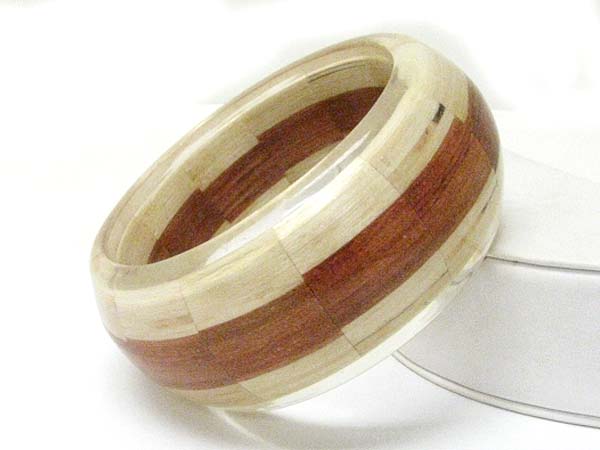 Carved wood fashion bangle