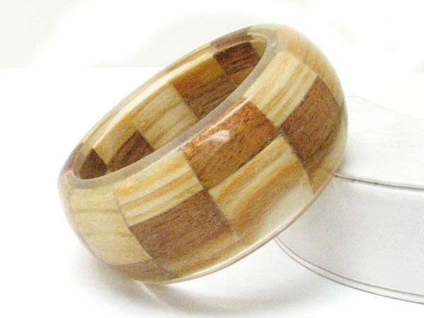 Carved wood fashion bangle