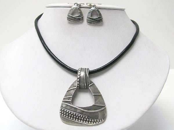 Burnish textured metal pendant and cord necklace earrring set