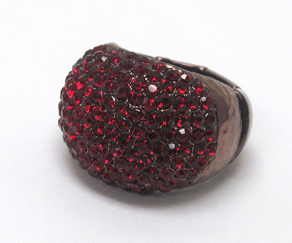 Crystal metal hammered puffy stretch ring