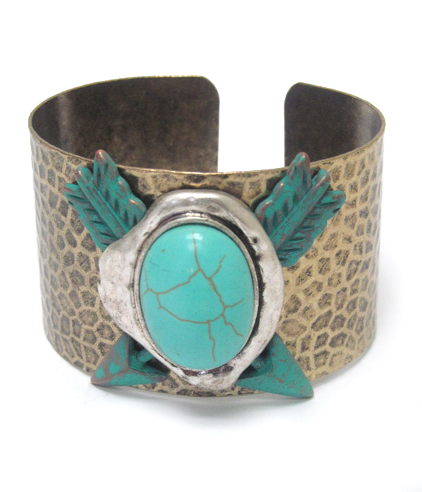 Turquoise and arrow vintage bangle bracelet