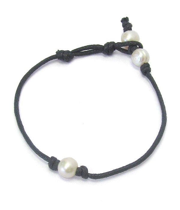 Freshwater pearl cord bracelet