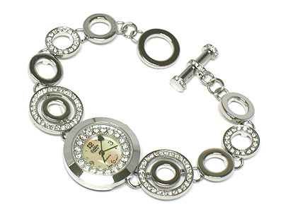 Cystal under glass and crystal ring link toggle watch