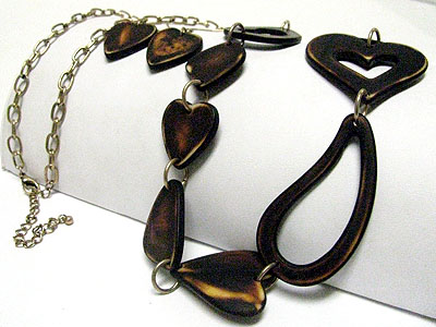 Wood looking formica heart link long necklace set