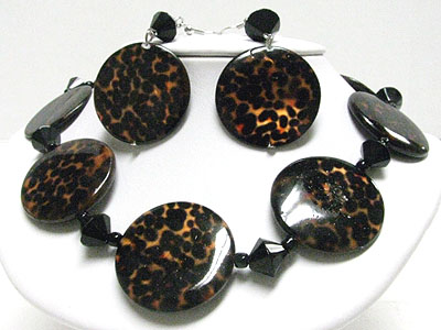 Animal pattern diks link necklace set