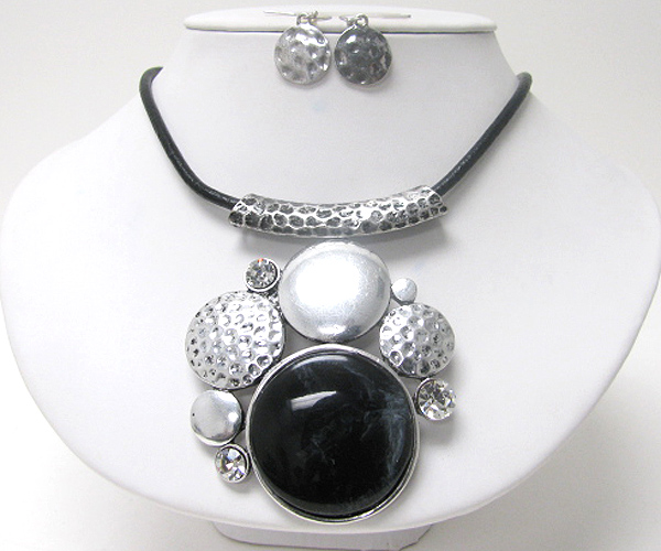 Smokey round stone and metal disk deco medal necklace set