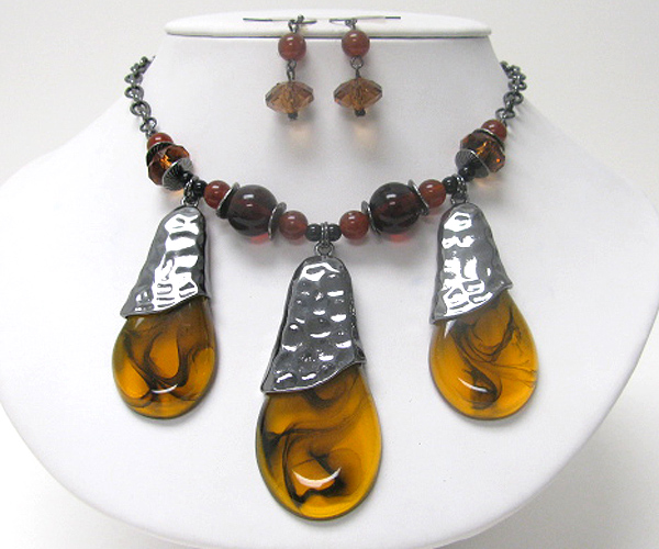 Tri smokey stone dangle necklace set