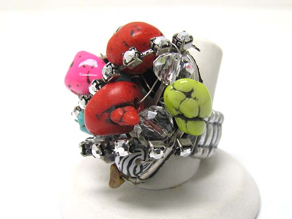 Mixed stone and beads art deco heart stretch ring