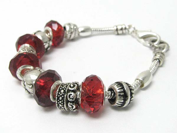 Facet glass stone and textured metal beads link bracelet