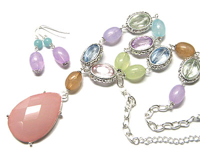 Facet epoxy stone tera drop and icy beads necklace and earring set