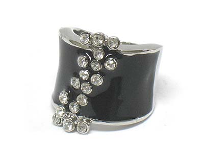 Crystal dot pattern epoxy cover ring 