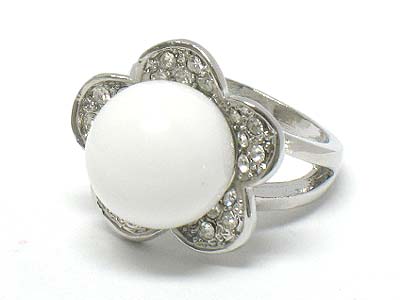 Crystal deco flower shape ring 