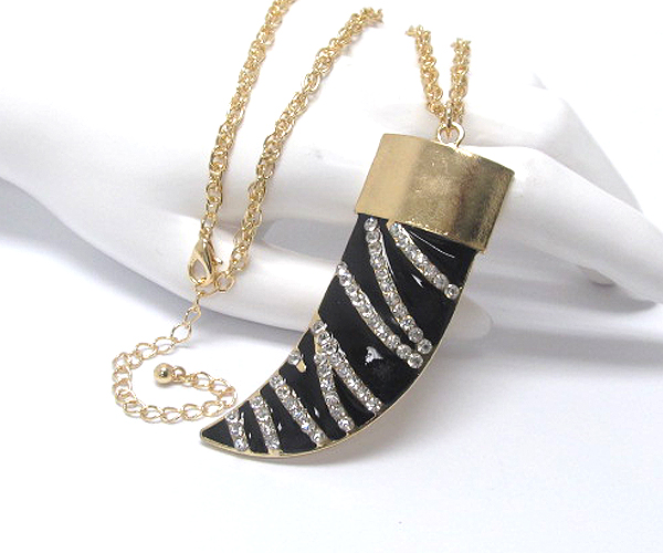 Crystal zebra patern large horn drop long chain necklace