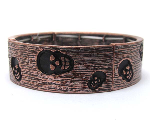 Metal scratch rectangle print multi skull stretch bracelet