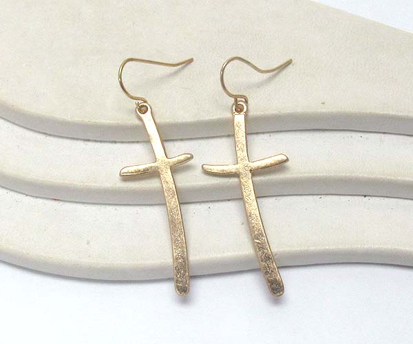 Metal scratch cross earring