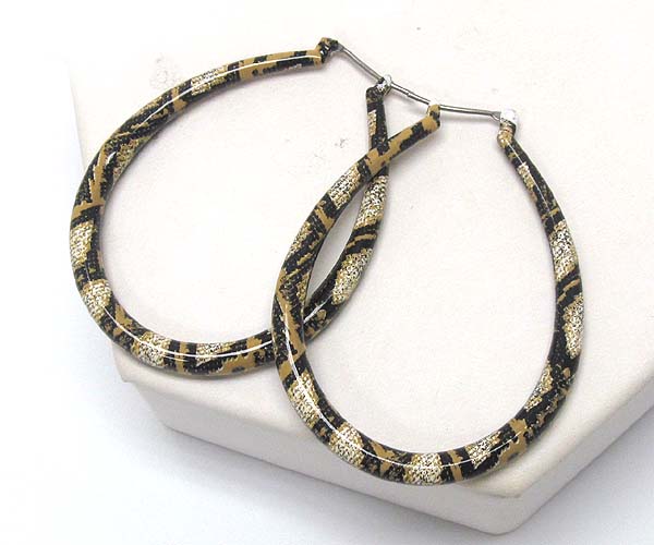 Snake skin print metal art hollow tear drop earring