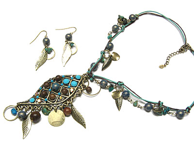 Multi metal and beads drop necklace and earring set