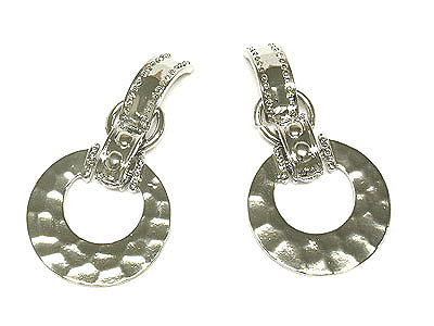 Hammered metal hoop link earring - hoops