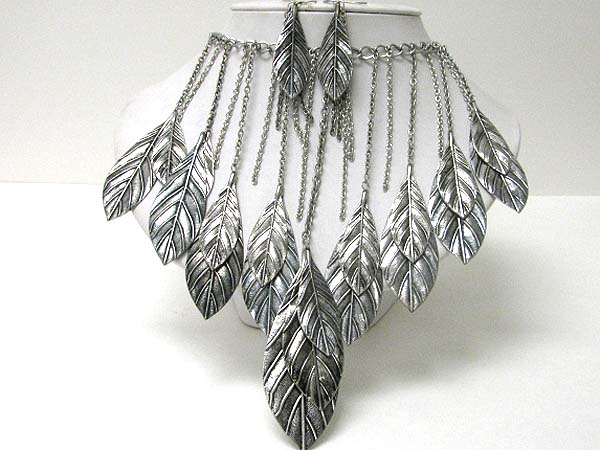 Multi burnish metal leaves dangle necklace earring set