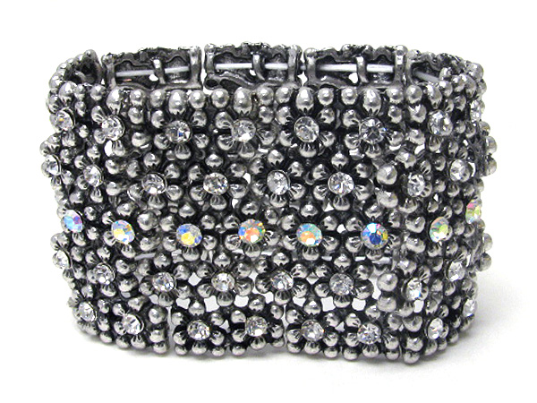 Multi crystal center flower link stretch bracelet