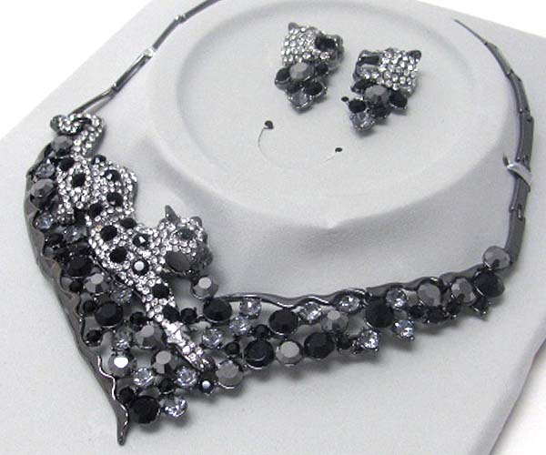 Luxurious austrian crystal line - crystal stud jaguar necklace earring set