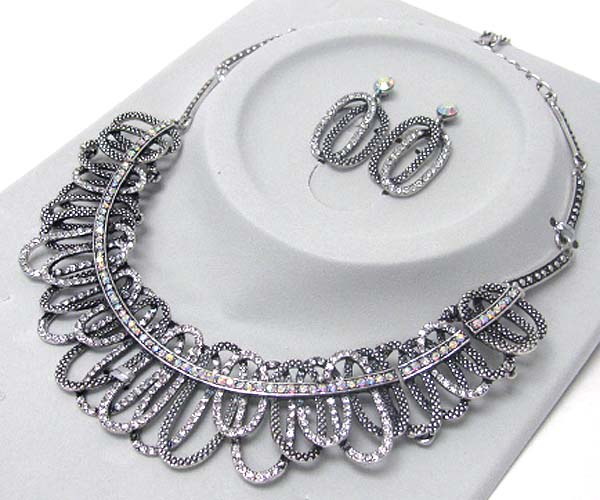 Luxurious austrian crystal line - multi crystal and metal filigree oval link party necklace earring set