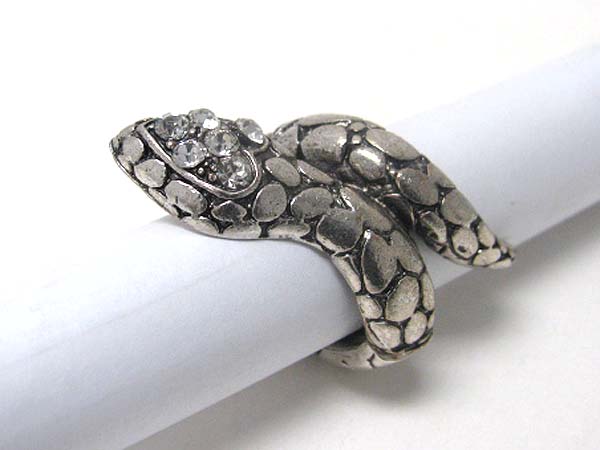 Crystal deco snake head stretch ring