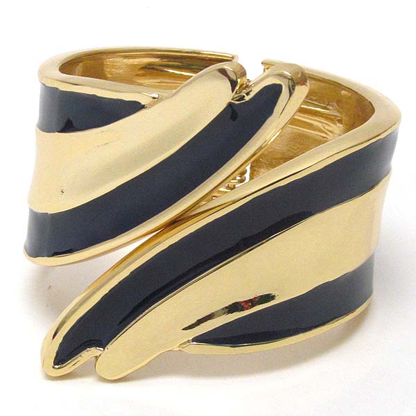 Epoxy deco and electro plating feather shape hinge bangle bracelet