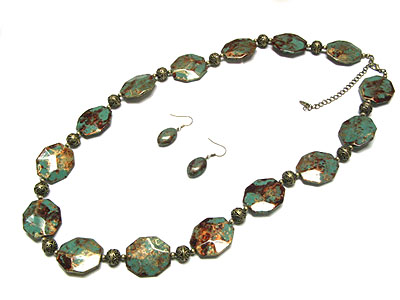 Octagon shape patina beads long necklace and earring set