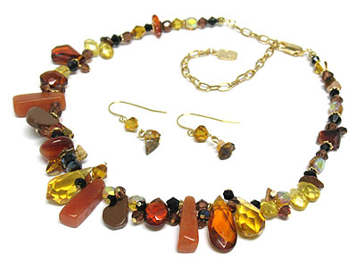 Natural stone and glass bead necklace set