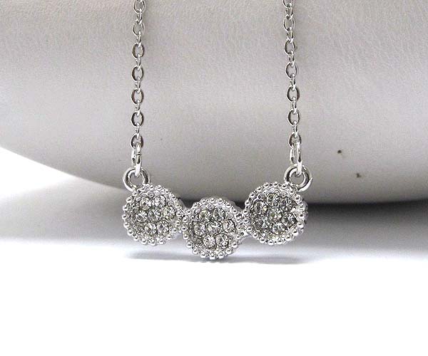 Made in korea whitegold plating three crystal round patern necklace 