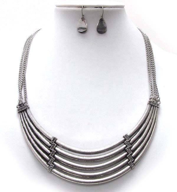 Crystal half oval metal textured bib style half choker set