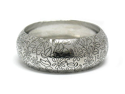 Flower deco metal bangle