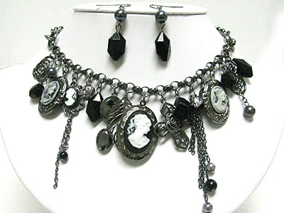 Multi cameo and jet stone dangle necklace set